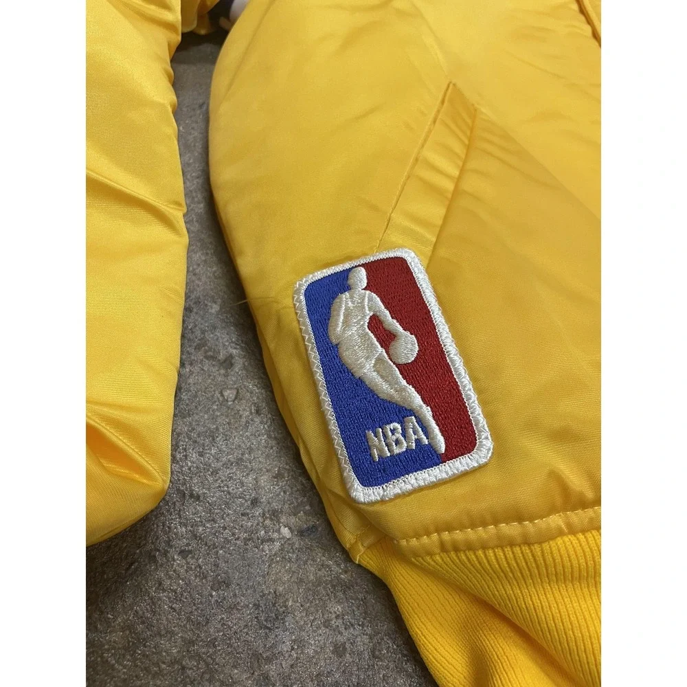 Vintage Los Angeles Lakers Jacket Mens Large Yellow NBA Basketball Starter‎ 90s